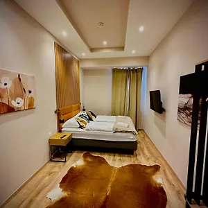 https://wiener-stadthalle-boutique-rooms-ideal-for-couples.vienna-besthotels.com